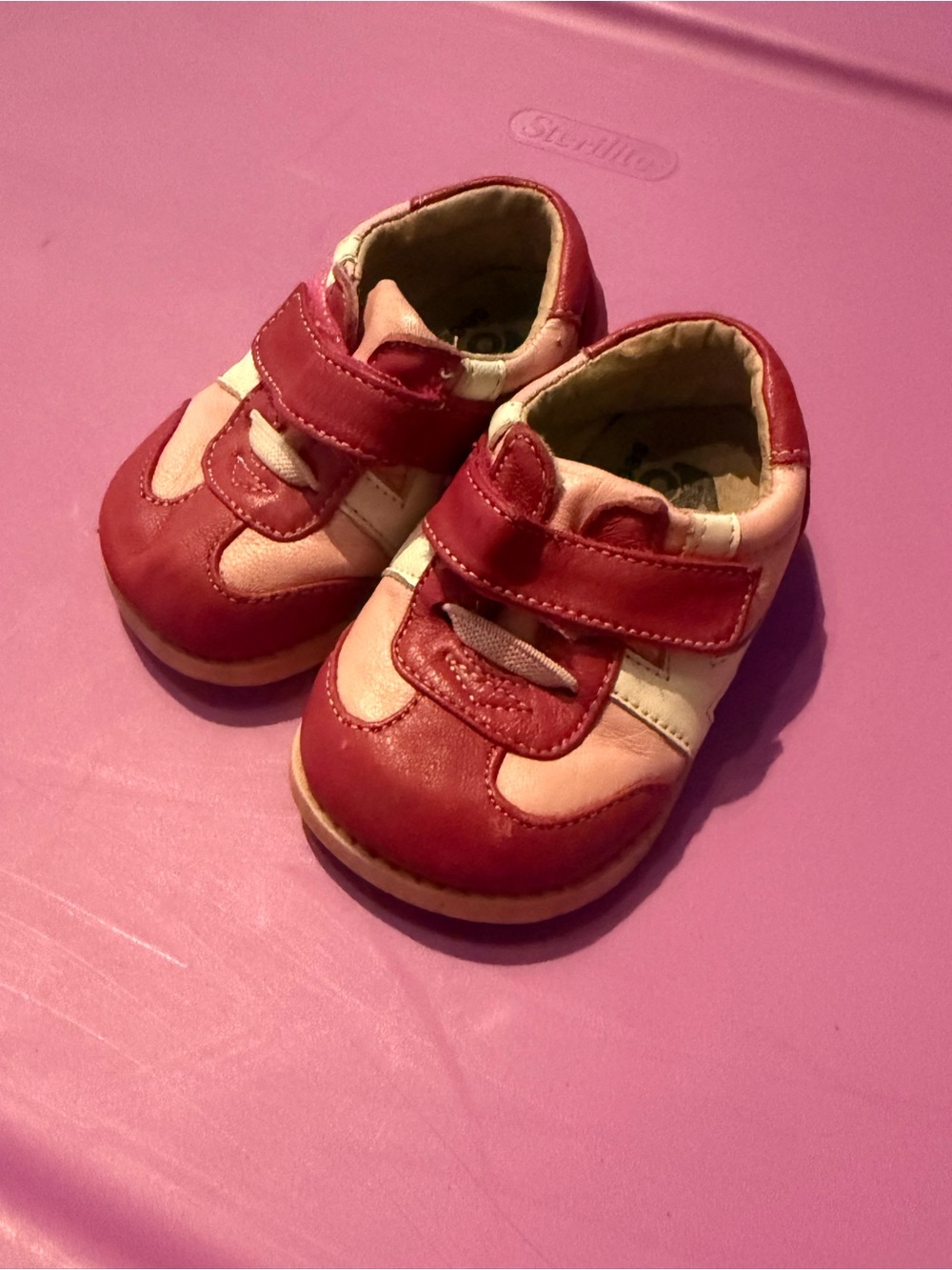 See Kai Run Toddler Pink and Red Velcro Sneakers sz T4
